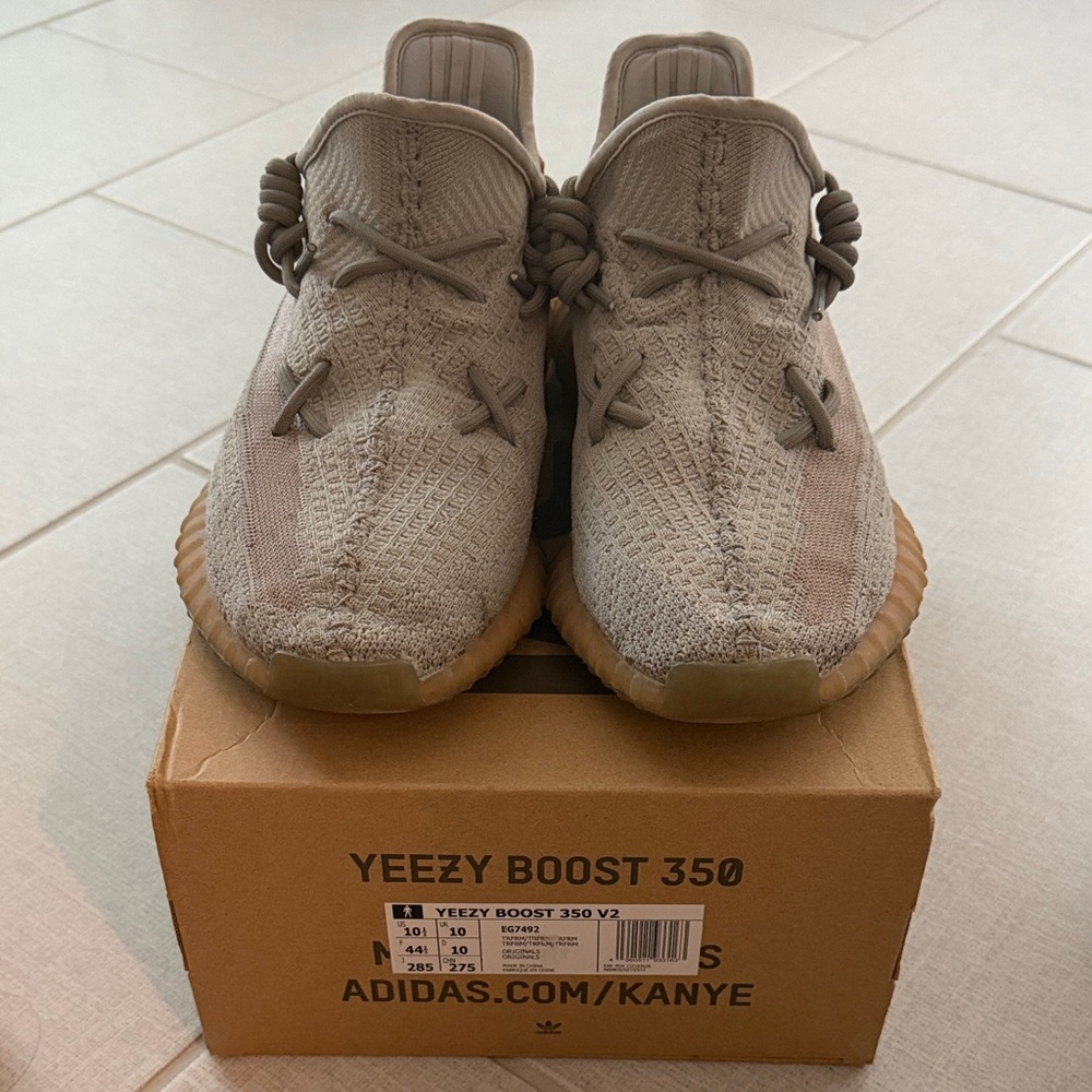 Pre-Loved Adidas Yeezy Boost 350 V2 True Form – Size 10.5